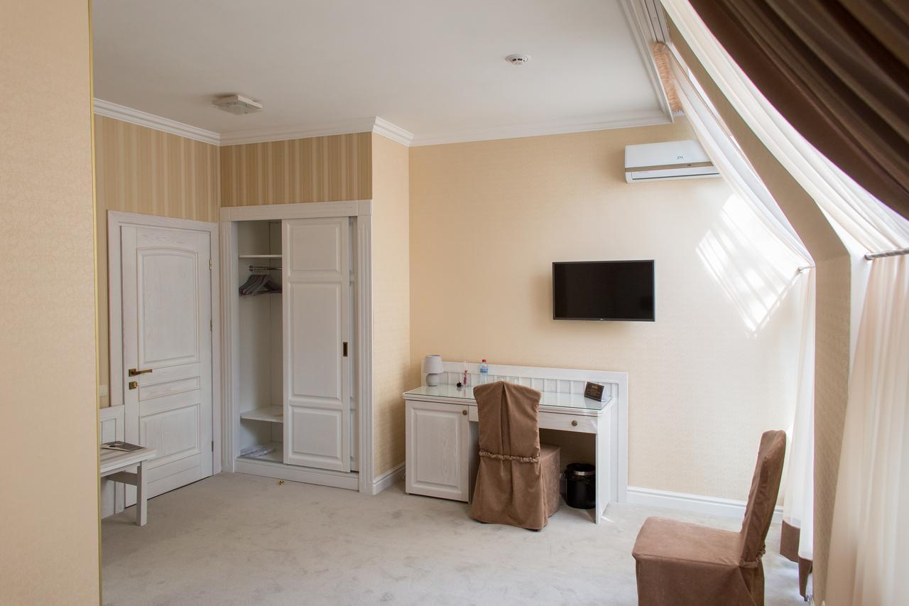 Boutique Hotel Deluxe Kamenec Podolský Exteriér fotografie